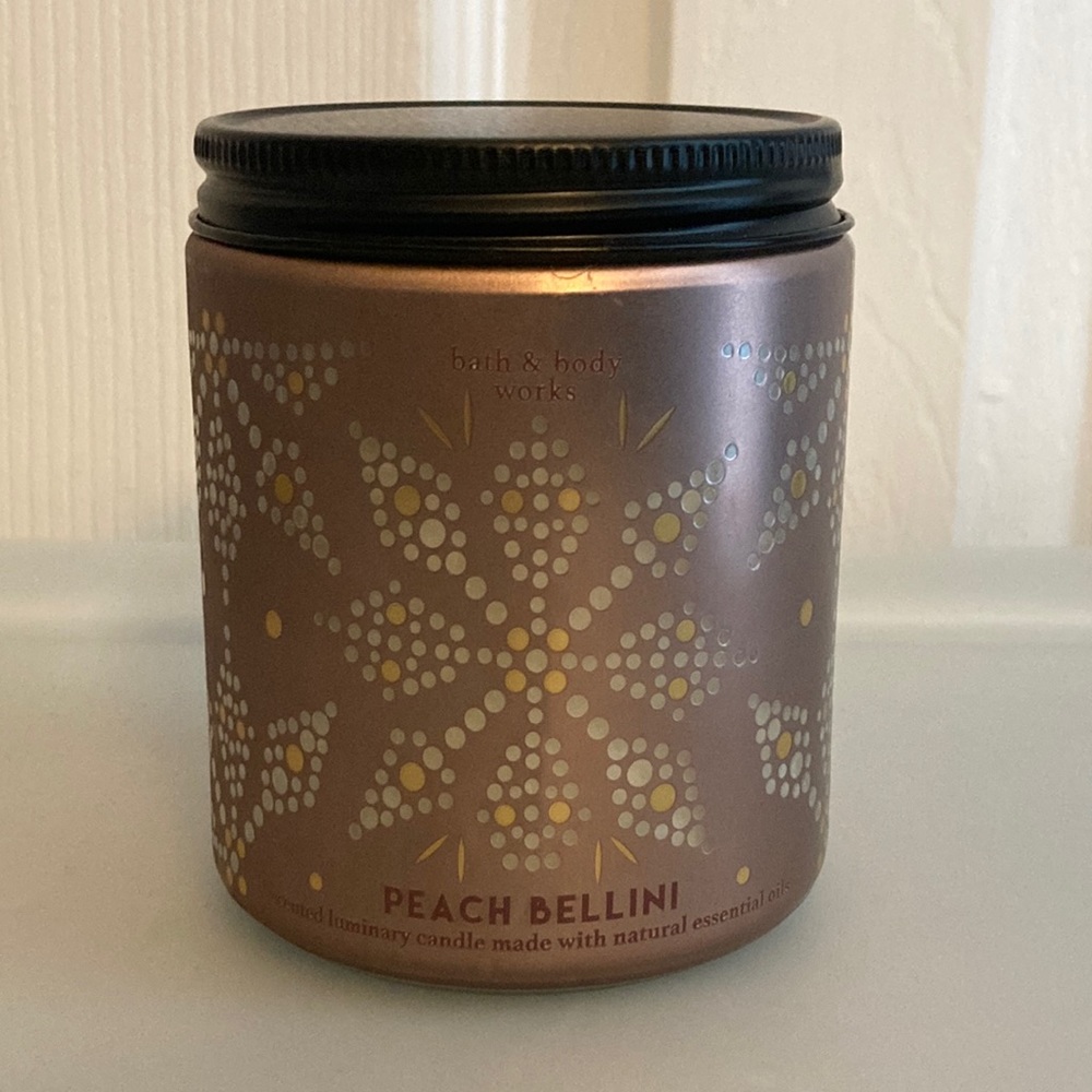 Bath and Body Works One-Wick Candle NEW